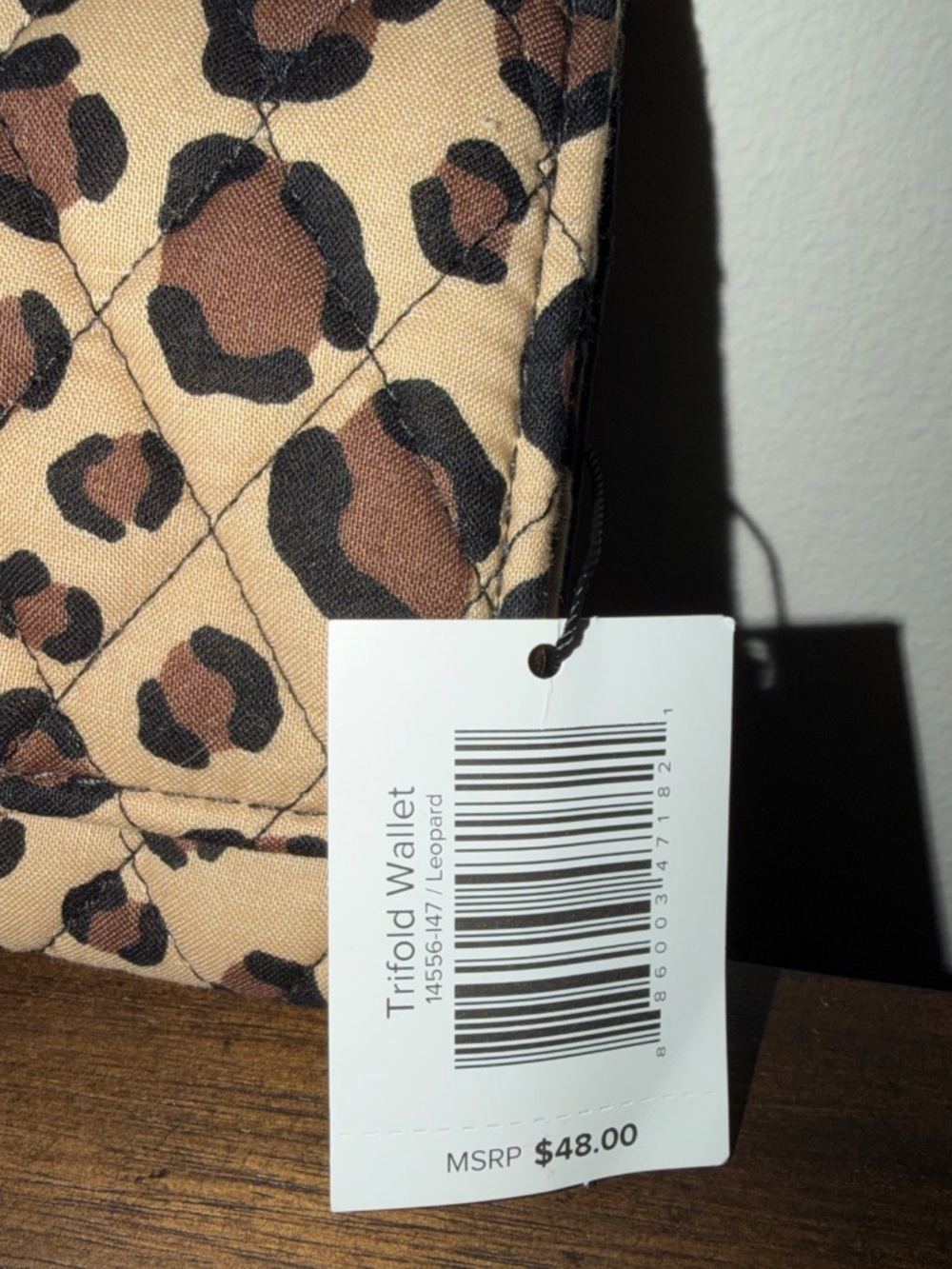 Vera Bradley Leopard Print Quilted Cotton Trifold Wallet Magnetic Closure NWT - Picture 2 of 7